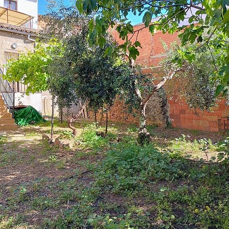 Vivienda Rural Los Iberos M&M, Castellar de Santisteban Eksteriør bilde