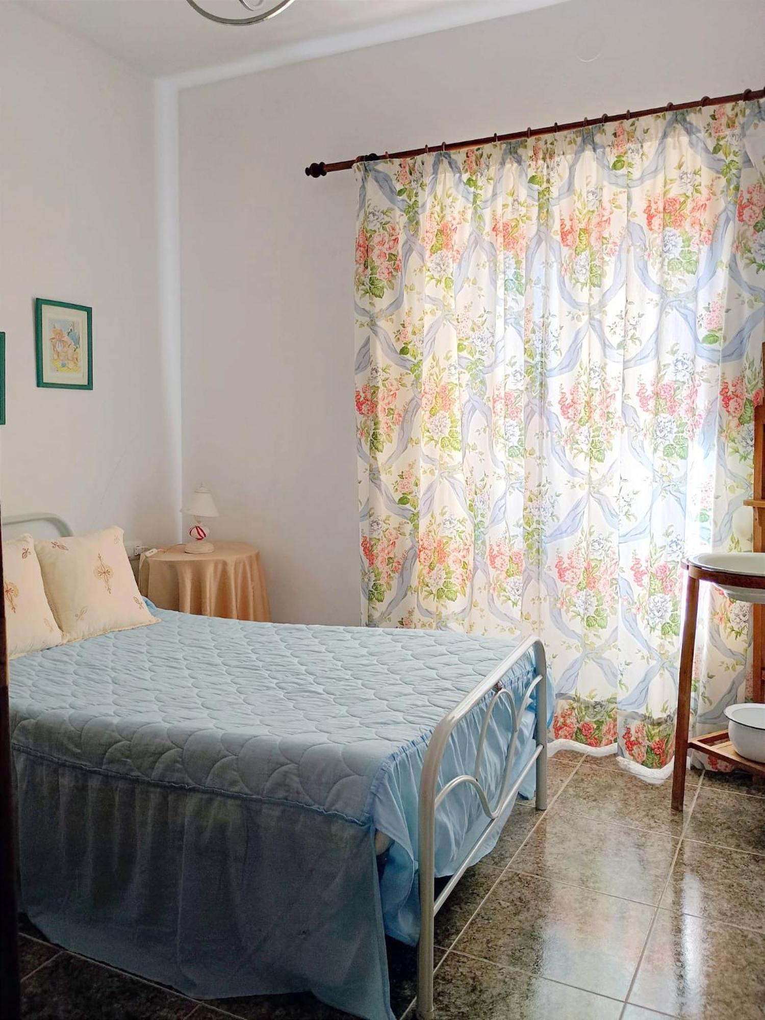 Vivienda Rural Los Iberos M&M, Castellar de Santisteban Eksteriør bilde
