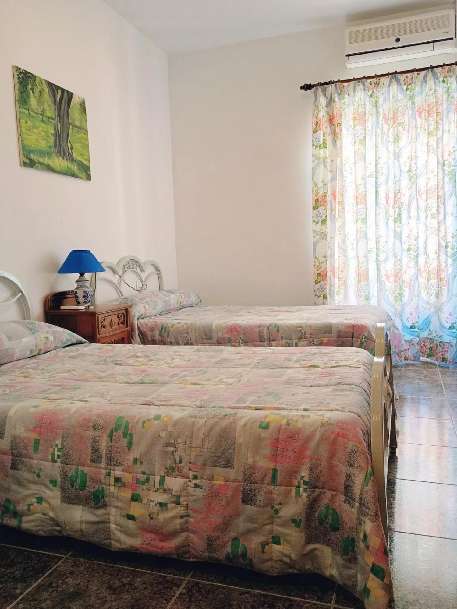Vivienda Rural Los Iberos M&M, Castellar de Santisteban Eksteriør bilde